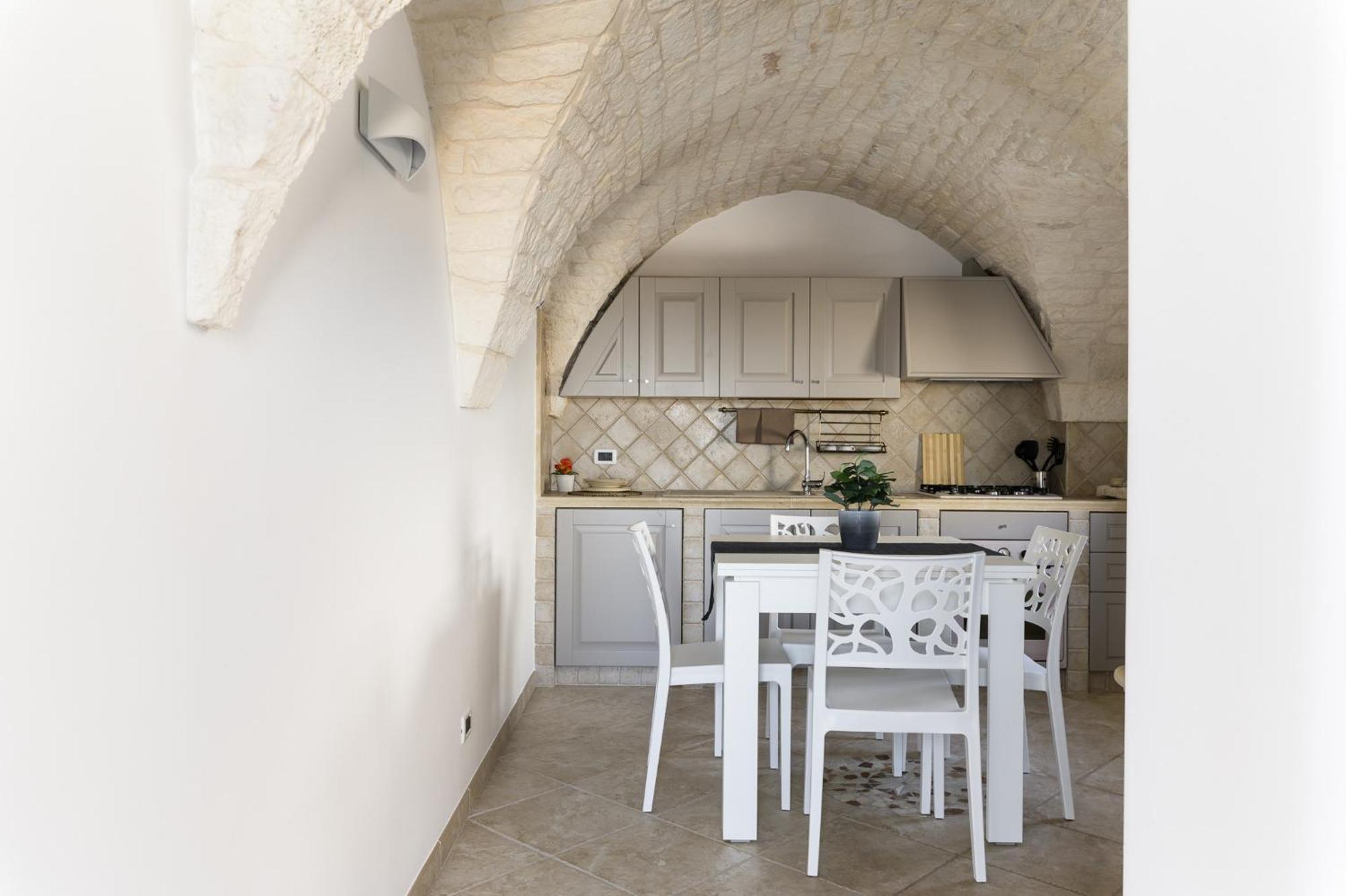 Sant'Oronzo View Apartment By Wonderful Italy Ostuni Bagian luar foto